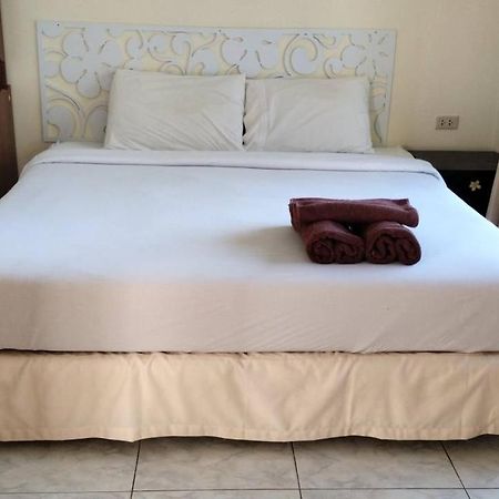 Massuwan Karon Beach Banszajjuan Kültér fotó