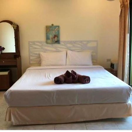 Massuwan Karon Beach Banszajjuan Kültér fotó